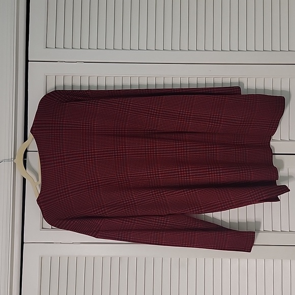 Tunic - Picture 2 of 6